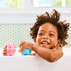 Munchkin Squirtin Bath Toy, Barn Buddy